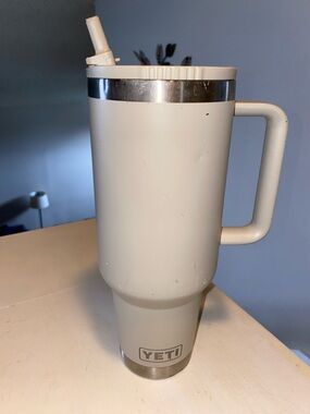 Yeti Travel Tumbler with Handle and Straw Lid